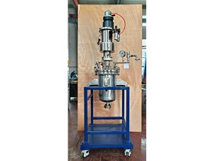 20L反應(yīng)釜  氣動馬達(dá) 已完工發(fā)往重慶