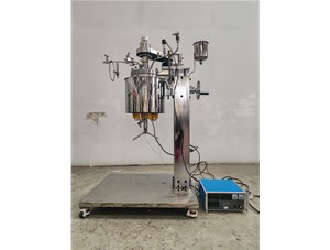 5L不銹鋼油浴電加熱手動(dòng)升降反應(yīng)釜已完工發(fā)往廈門